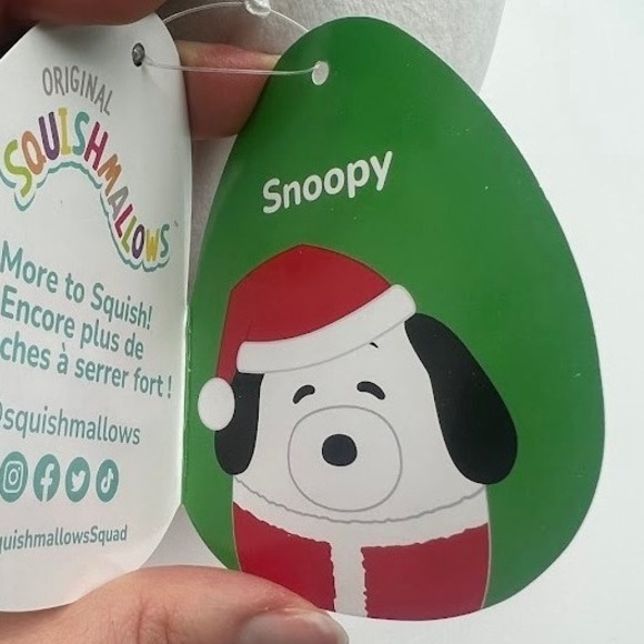 Squishmallows Snoopy Peanuts Christmas Santa Plush Toy 8 Inch - Picture 5 of 5